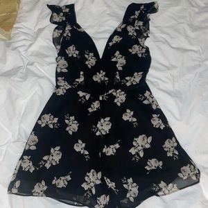 Urban outfitters floral romper size 4